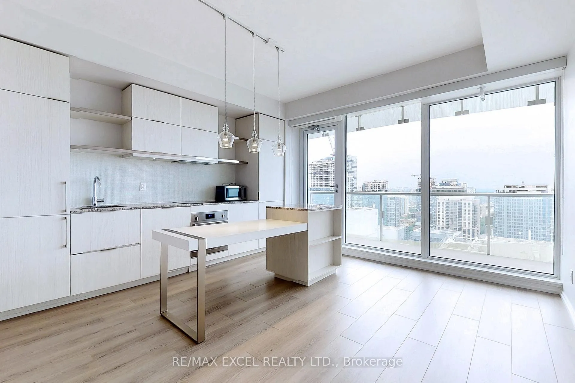 Photo 17 of Unit 2604, 197 Yonge Street, Toronto, Church-Yonge Corridor — HOMEH
