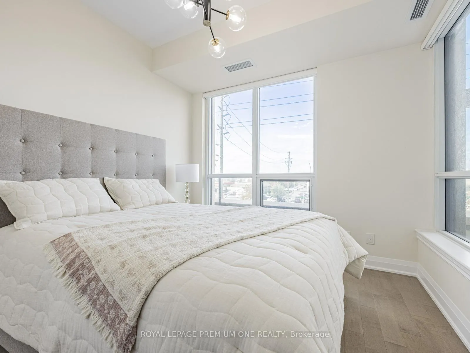 Photo 17 of Unit 310, 9085 Jane Street, Vaughan, Maple — HOMEH