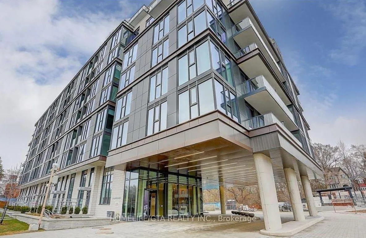 Front of Unit 621, 250 Lawrence Avenue W