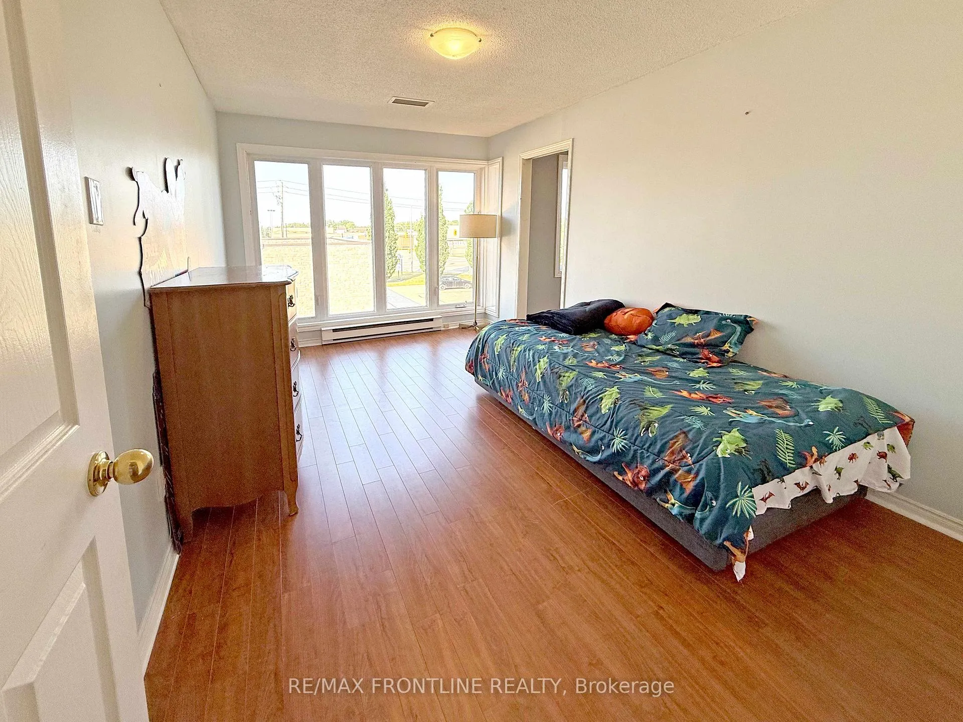 Photo 10 of Unit Unit #302, 10 Armstrong Drive, Smiths Falls — HOMEH