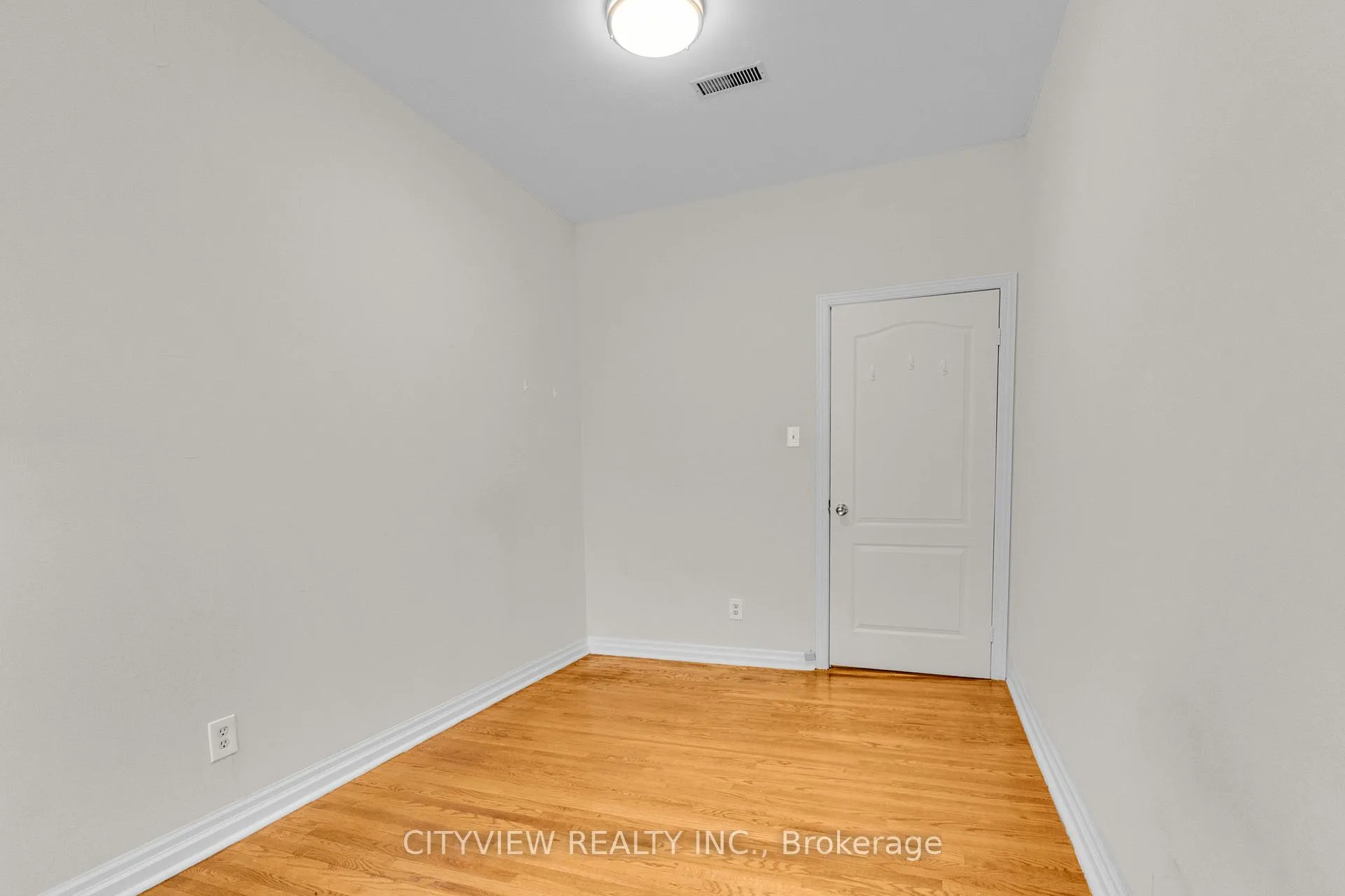 Photo 65 of Unit Upper, 345 Dundas Street E, Toronto, Moss Park — HOMEH
