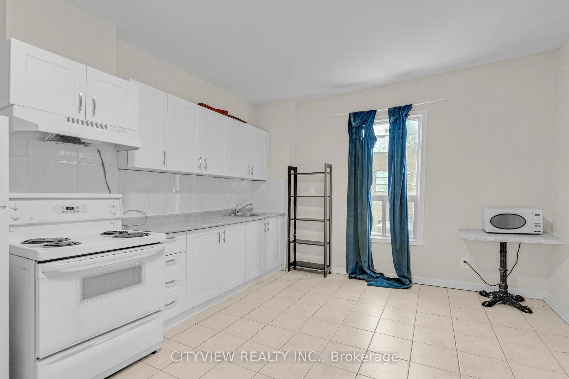 Photo 188 of Unit Upper, 345 Dundas Street E, Toronto, Moss Park — HOMEH