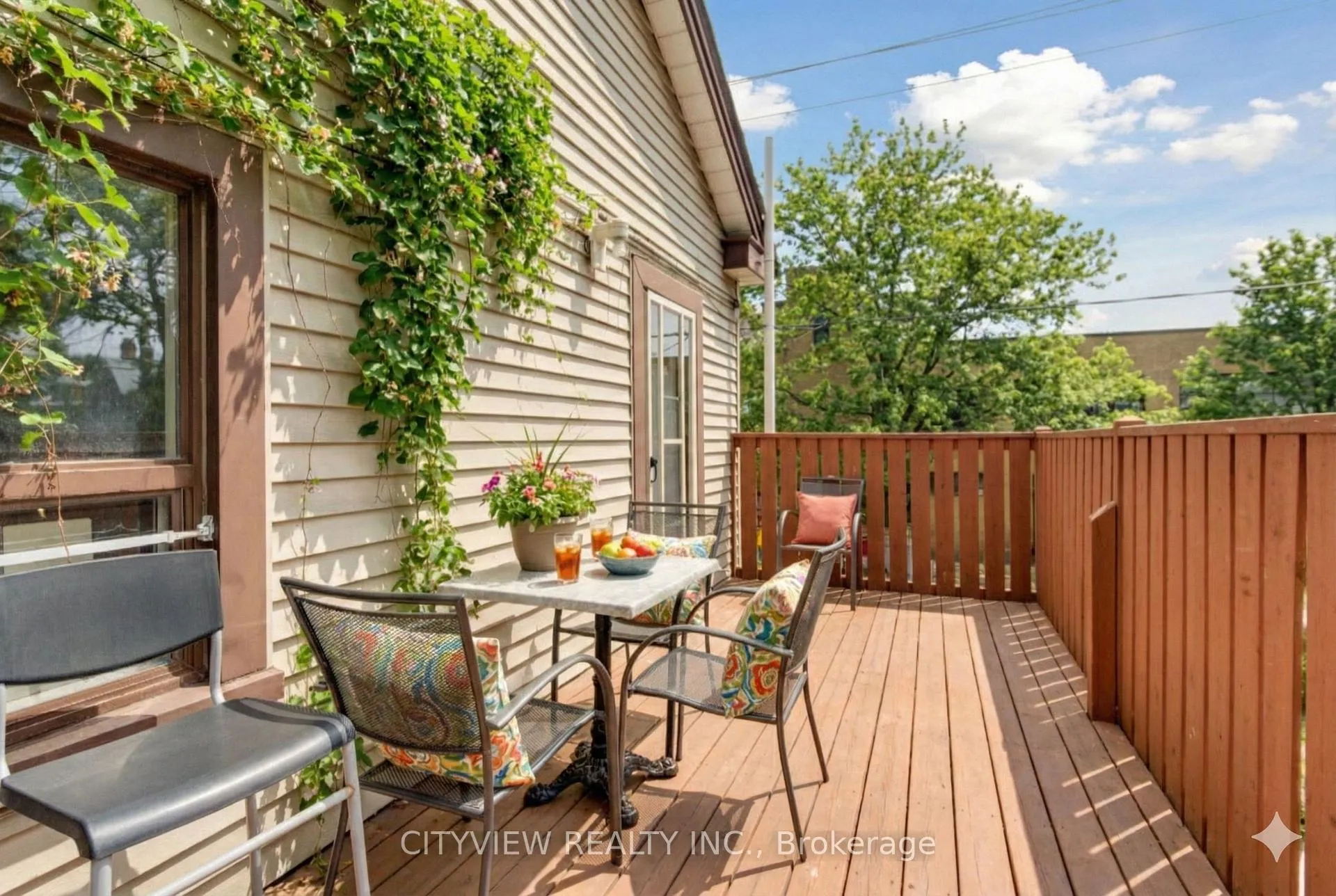 Photo 234 of Unit Upper, 345 Dundas Street E, Toronto, Moss Park — HOMEH