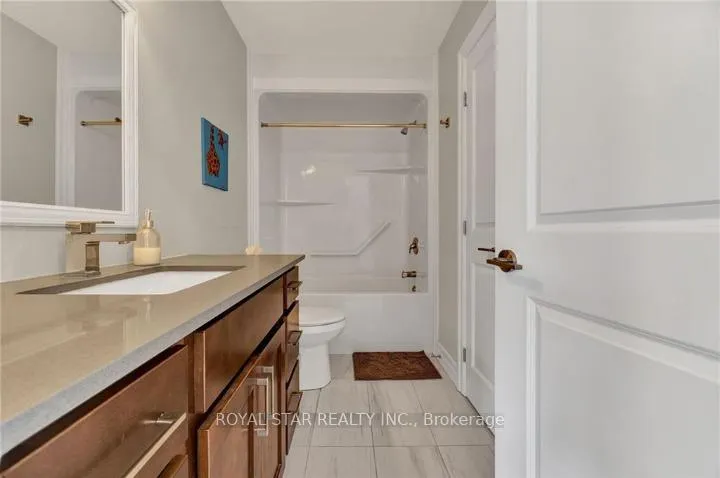 Photo 9 of Unit Upper, 119 Waterloo Street, Kitchener — HOMEH