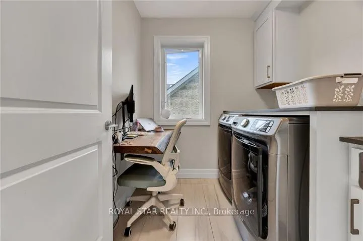 Photo 10 of Unit Upper, 119 Waterloo Street, Kitchener — HOMEH
