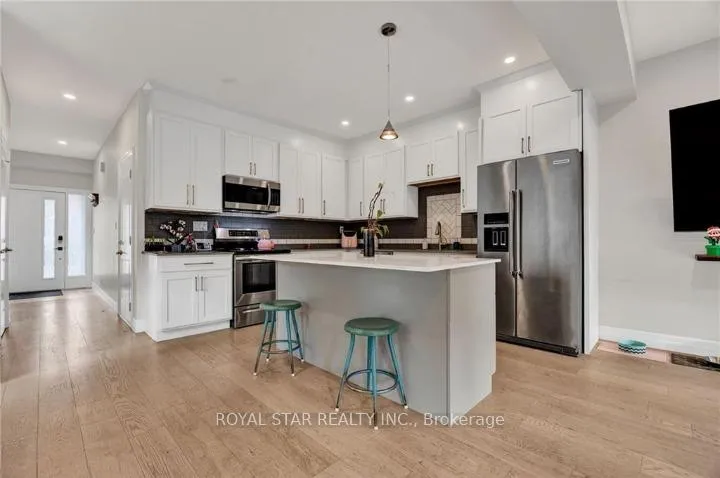 Photo 26 of Unit Upper, 119 Waterloo Street, Kitchener — HOMEH