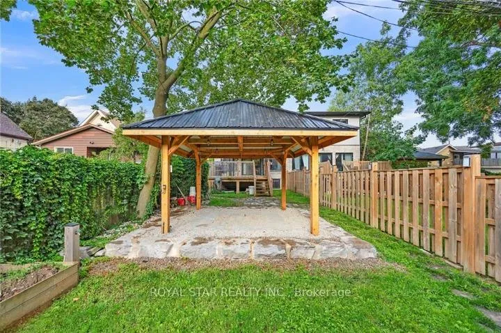 Photo 31 of Unit Upper, 119 Waterloo Street, Kitchener — HOMEH