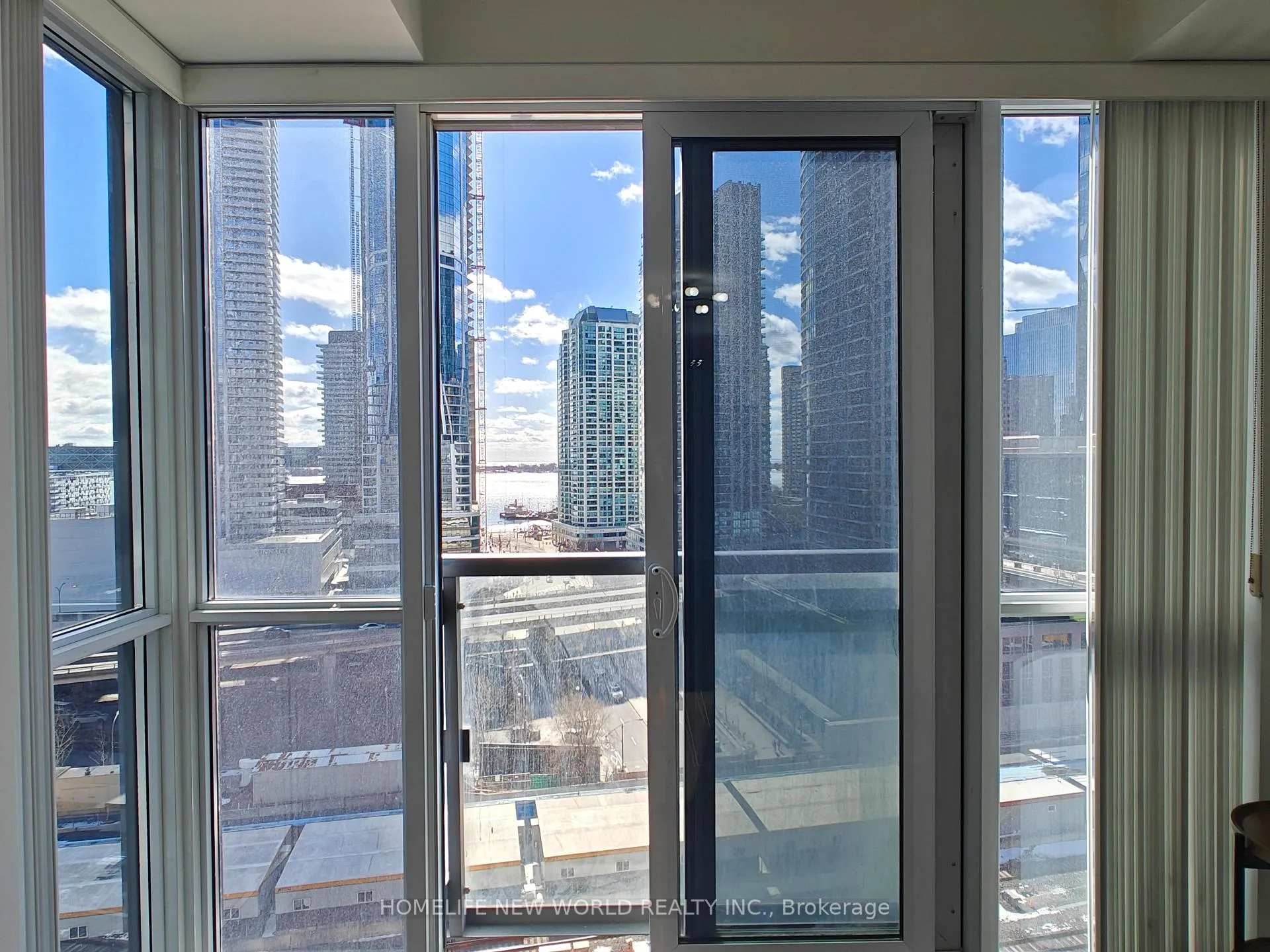 Photo 7 of Unit 1301, 1 The Esplanade, Toronto, Waterfront Communities — HOMEH