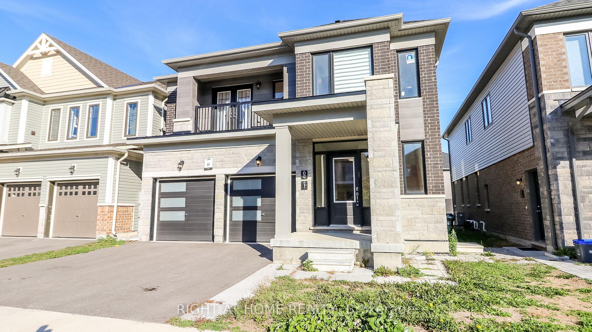Photo 2 of Unit 2, 12 Bannister Road, Barrie, Rural Barrie Southeast — HOMEH