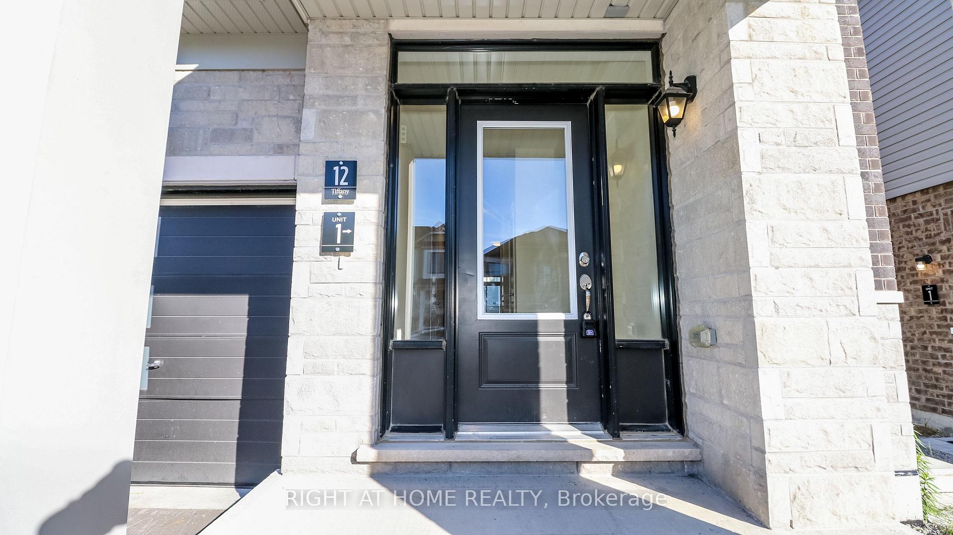 Photo 4 of Unit 2, 12 Bannister Road, Barrie, Rural Barrie Southeast — HOMEH