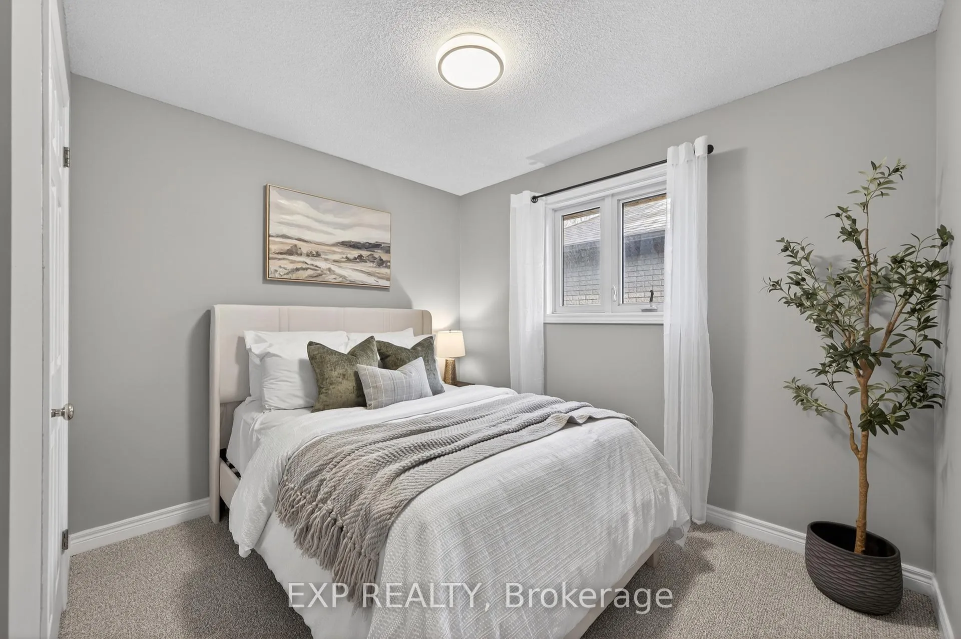 Photo 16 of 395 Riverview Drive, Strathroy-Caradoc, NE — HOMEH