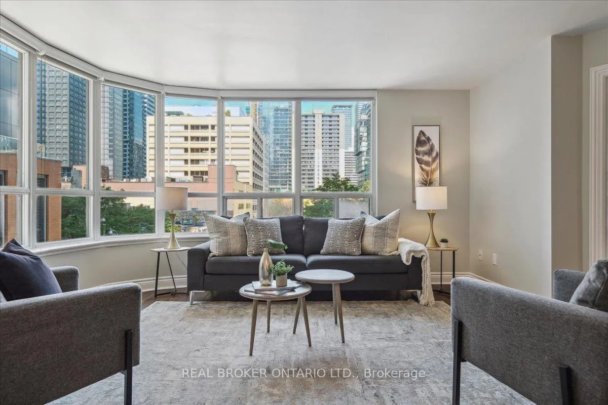 Photo 7 of Unit 409, 25 Maitland Street, Toronto, Church-Yonge Corridor — HOMEH