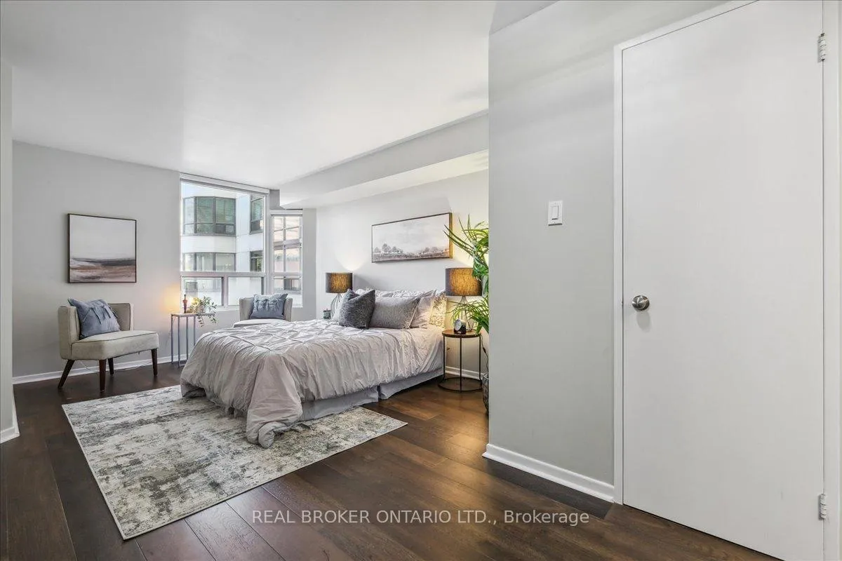 Photo 17 of Unit 409, 25 Maitland Street, Toronto, Church-Yonge Corridor — HOMEH