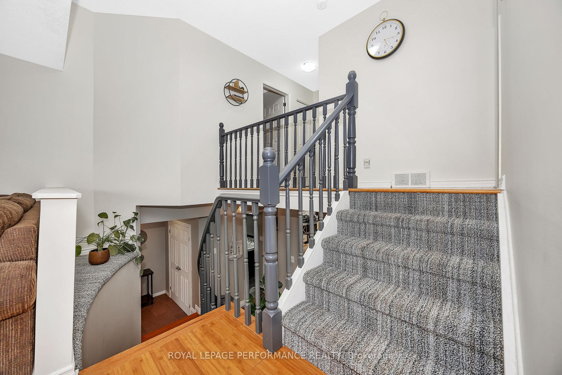 Photo 19 of 8 Hyannis Avenue, Ottawa, Barrhaven - Cedargrove/Fraserdale — HOMEH