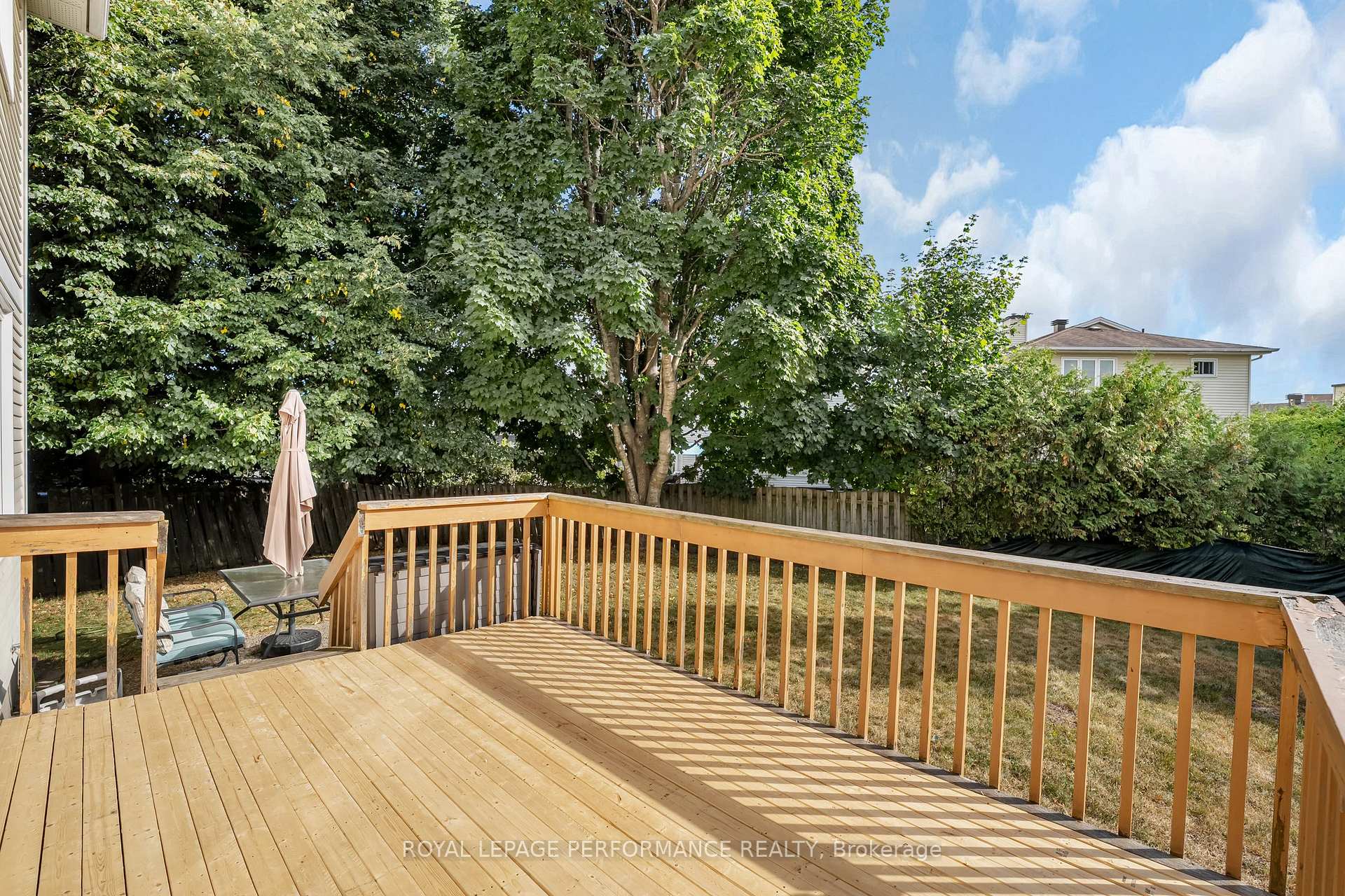 Photo 24 of 8 Hyannis Avenue, Ottawa, Barrhaven - Cedargrove/Fraserdale — HOMEH