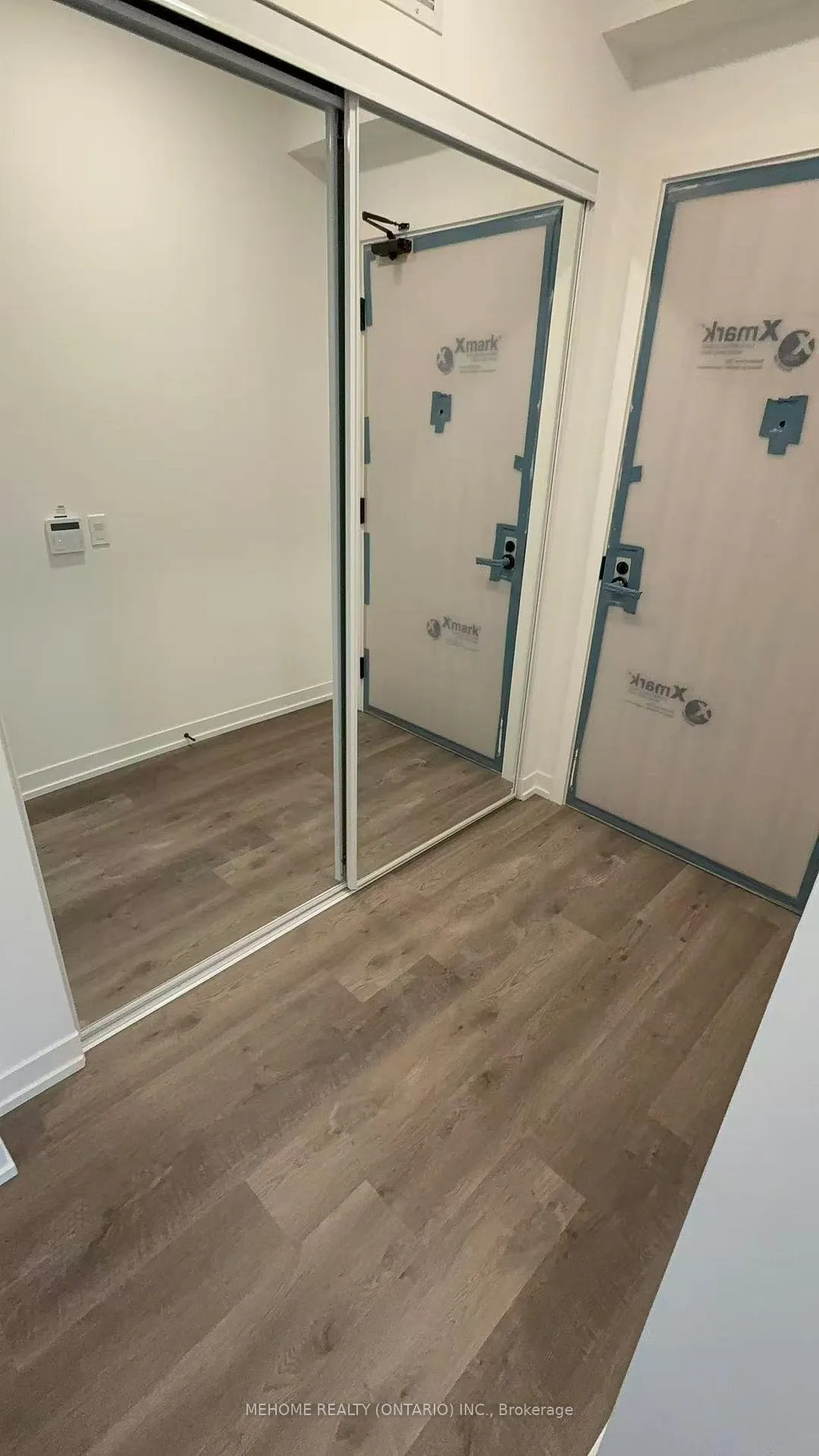 Photo 2 of Unit 1909, 8 Interchange Way, Vaughan, Vaughan Corporate Centre — HOMEH