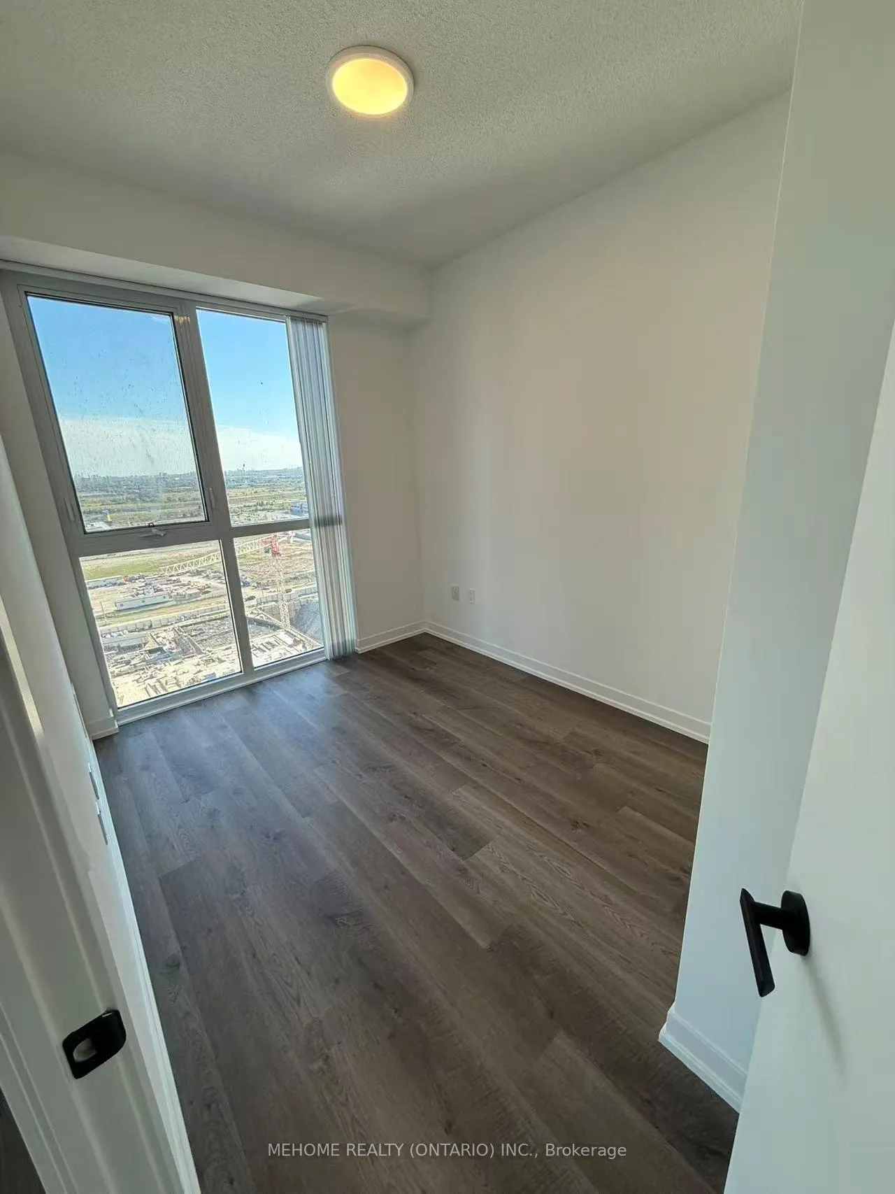 Photo 8 of Unit 1909, 8 Interchange Way, Vaughan, Vaughan Corporate Centre — HOMEH