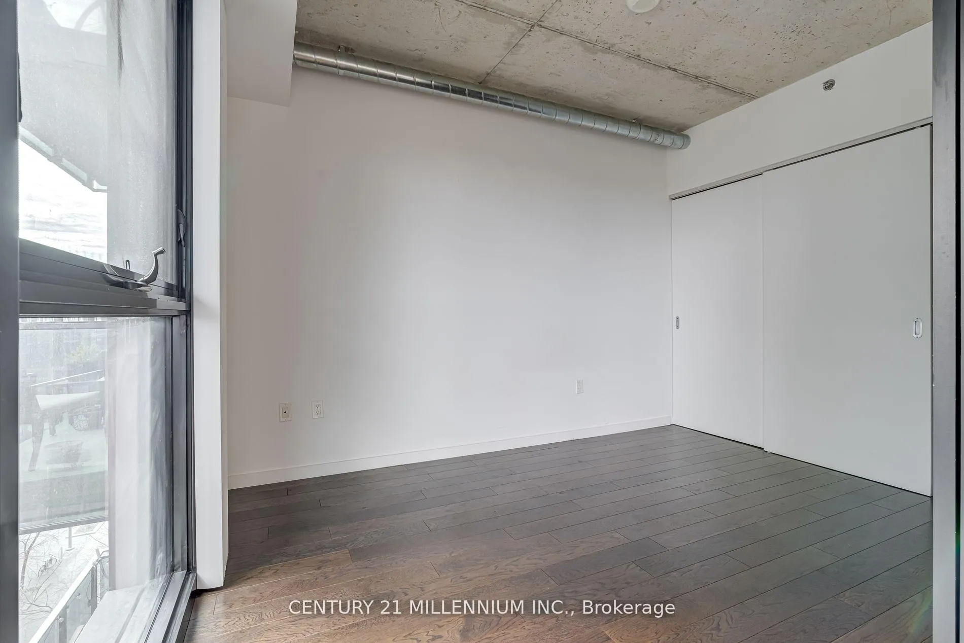Photo 9 of Unit 607, 51 Trolley Crescent, Toronto, Moss Park — HOMEH