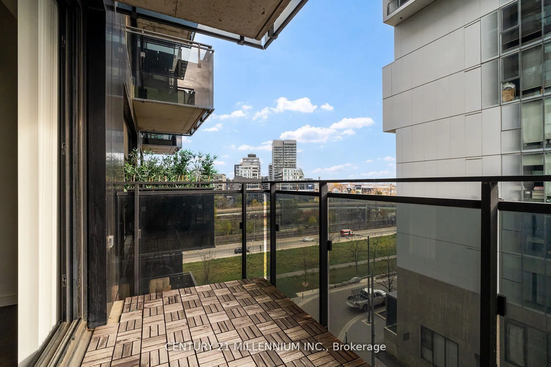 Photo 16 of Unit 607, 51 Trolley Crescent, Toronto, Moss Park — HOMEH