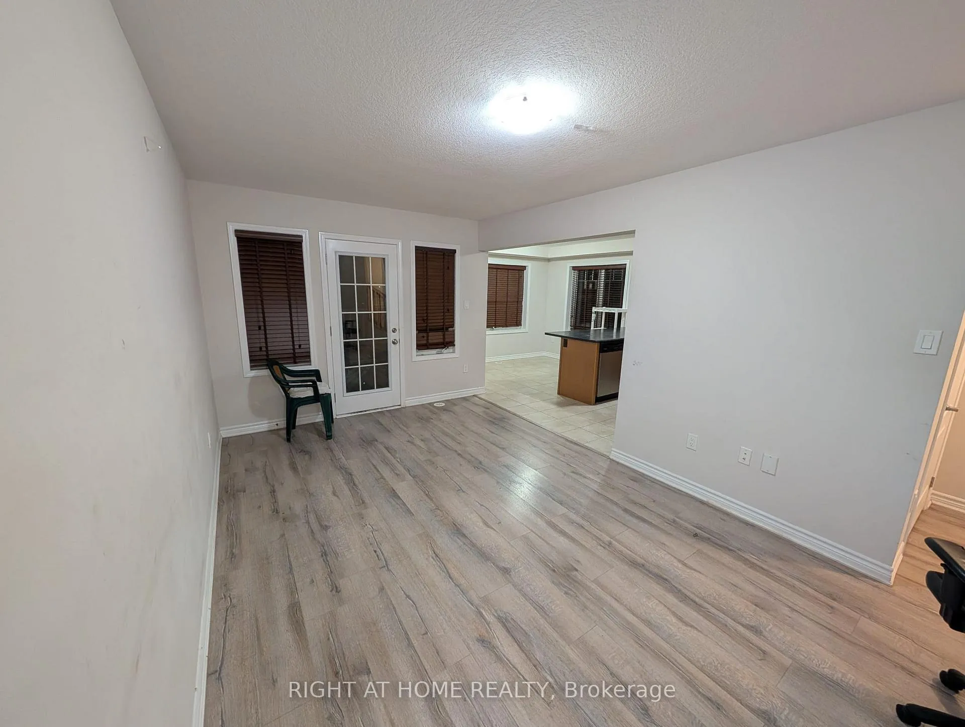 Photo 5 of 91 Glenvista Drive, Kitchener — HOMEH