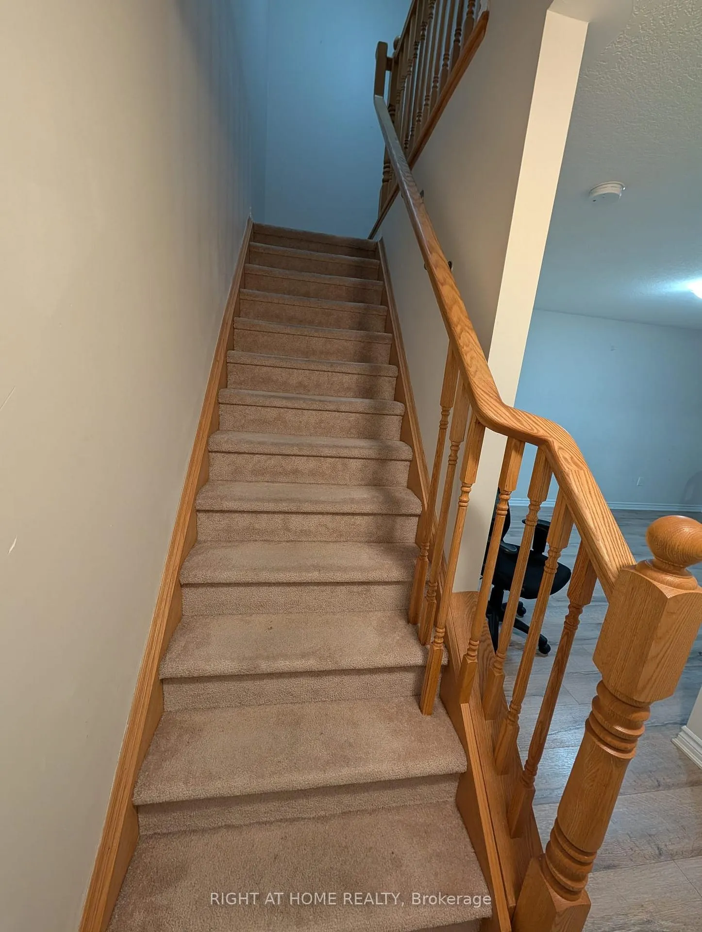 Photo 11 of 91 Glenvista Drive, Kitchener — HOMEH