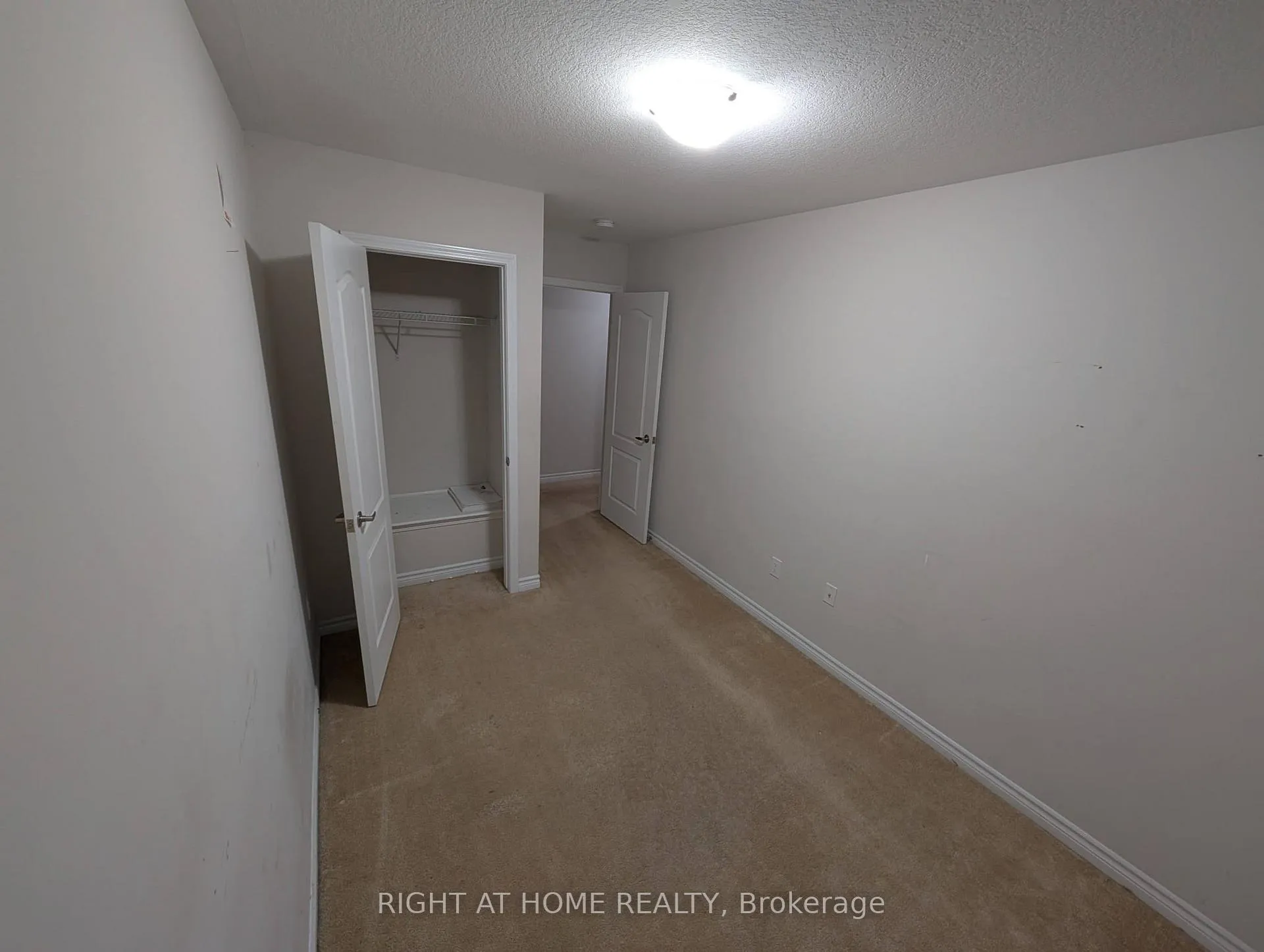 Photo 15 of 91 Glenvista Drive, Kitchener — HOMEH