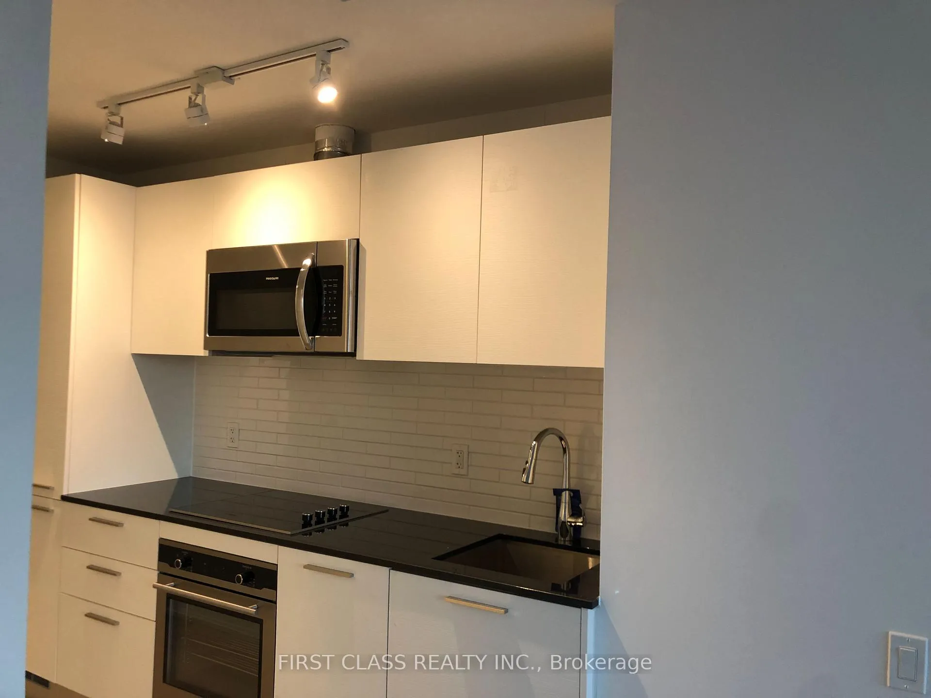 Photo 11 of Unit 2705, 3 Gloucester Street, Toronto, Church-Yonge Corridor — HOMEH