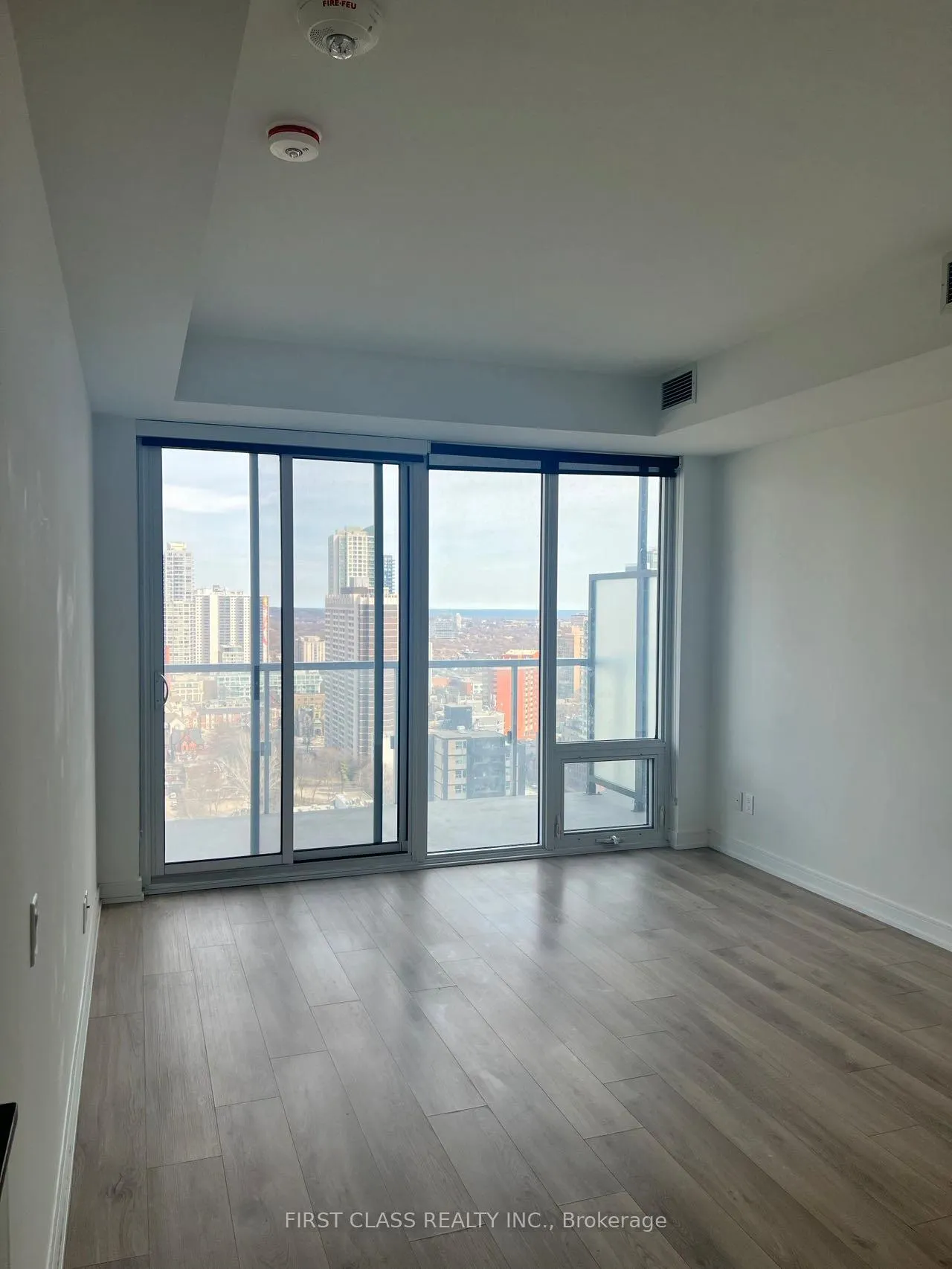 Photo 12 of Unit 2705, 3 Gloucester Street, Toronto, Church-Yonge Corridor — HOMEH