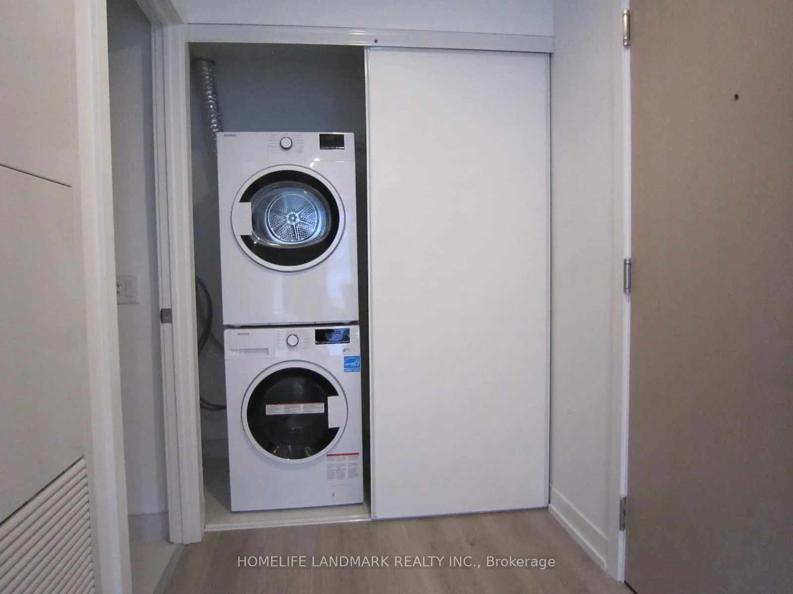 Photo 9 of Unit 3411, 395 Bloor Street E, Toronto, North St. James Town — HOMEH