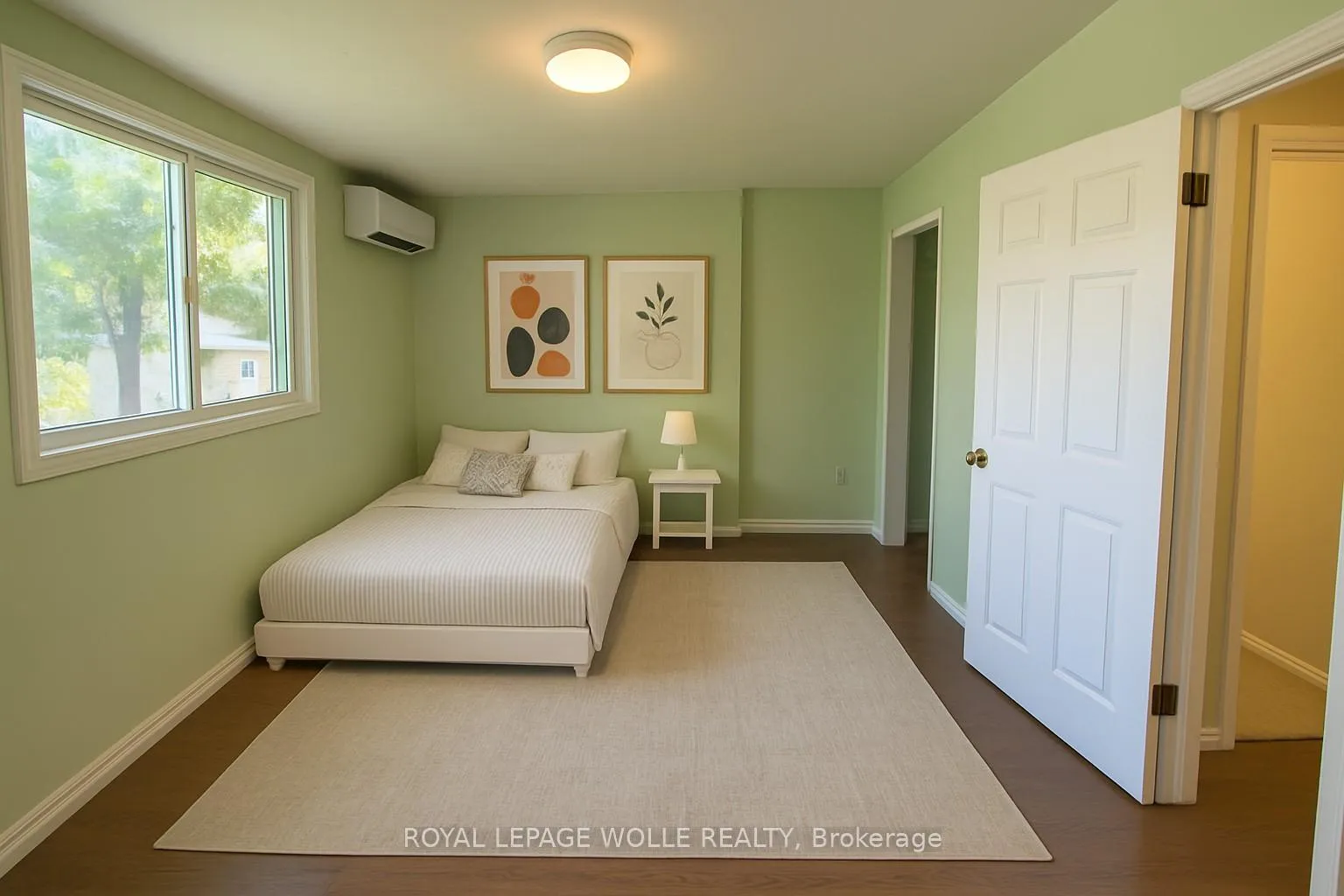 Photo 16 of 160 Westcourt Place, Waterloo — HOMEH