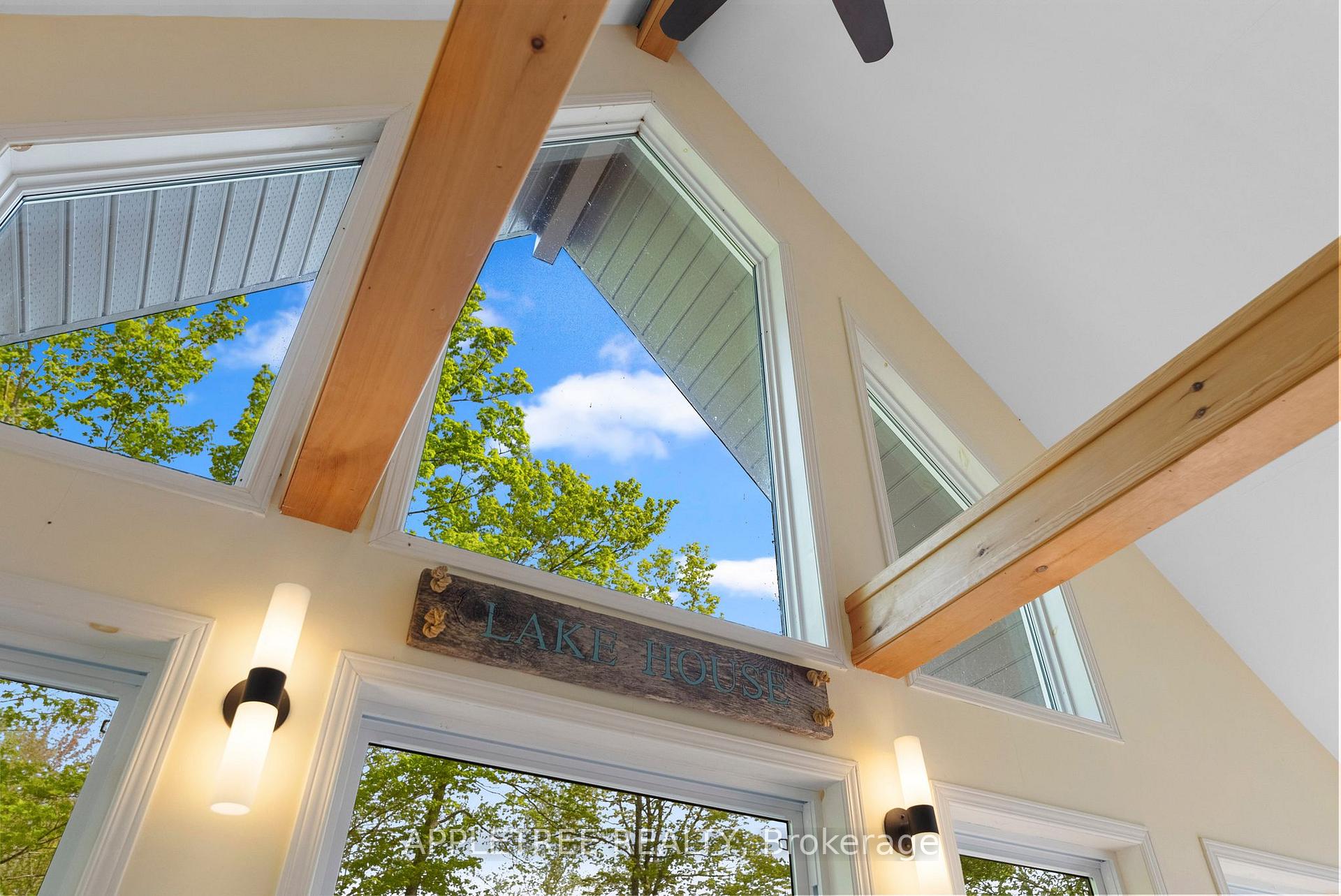 Photo 8 of 1014 Crowsfoot Lane, Frontenac, Frontenac North — HOMEH