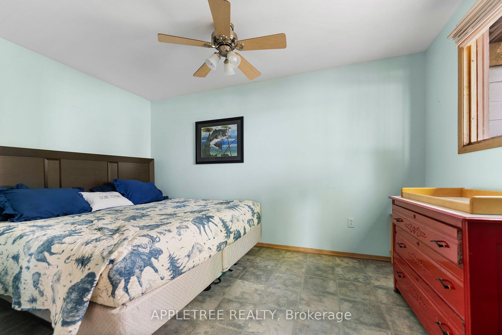 Photo 21 of 1014 Crowsfoot Lane, Frontenac, Frontenac North — HOMEH