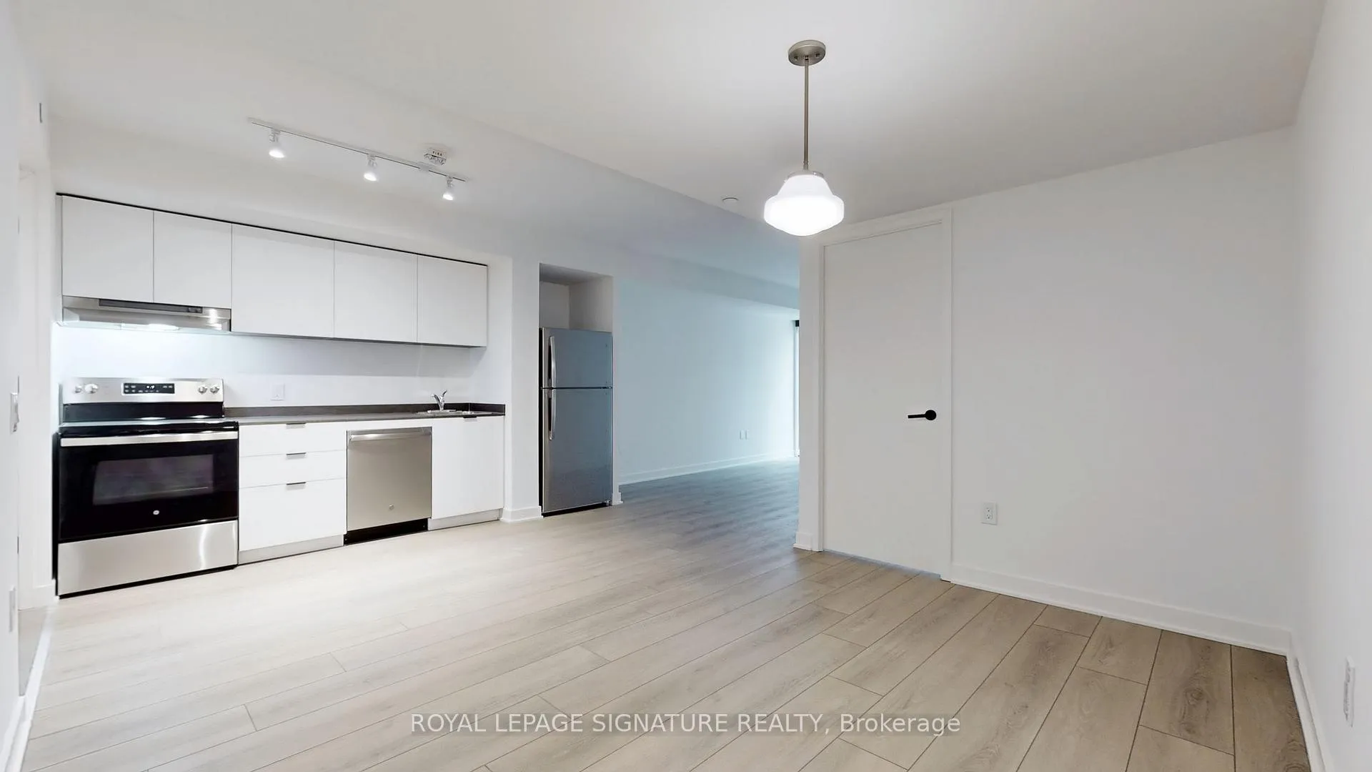 Photo 5 of Unit 613, 61 Charles Street E, Toronto, Church-Yonge Corridor — HOMEH