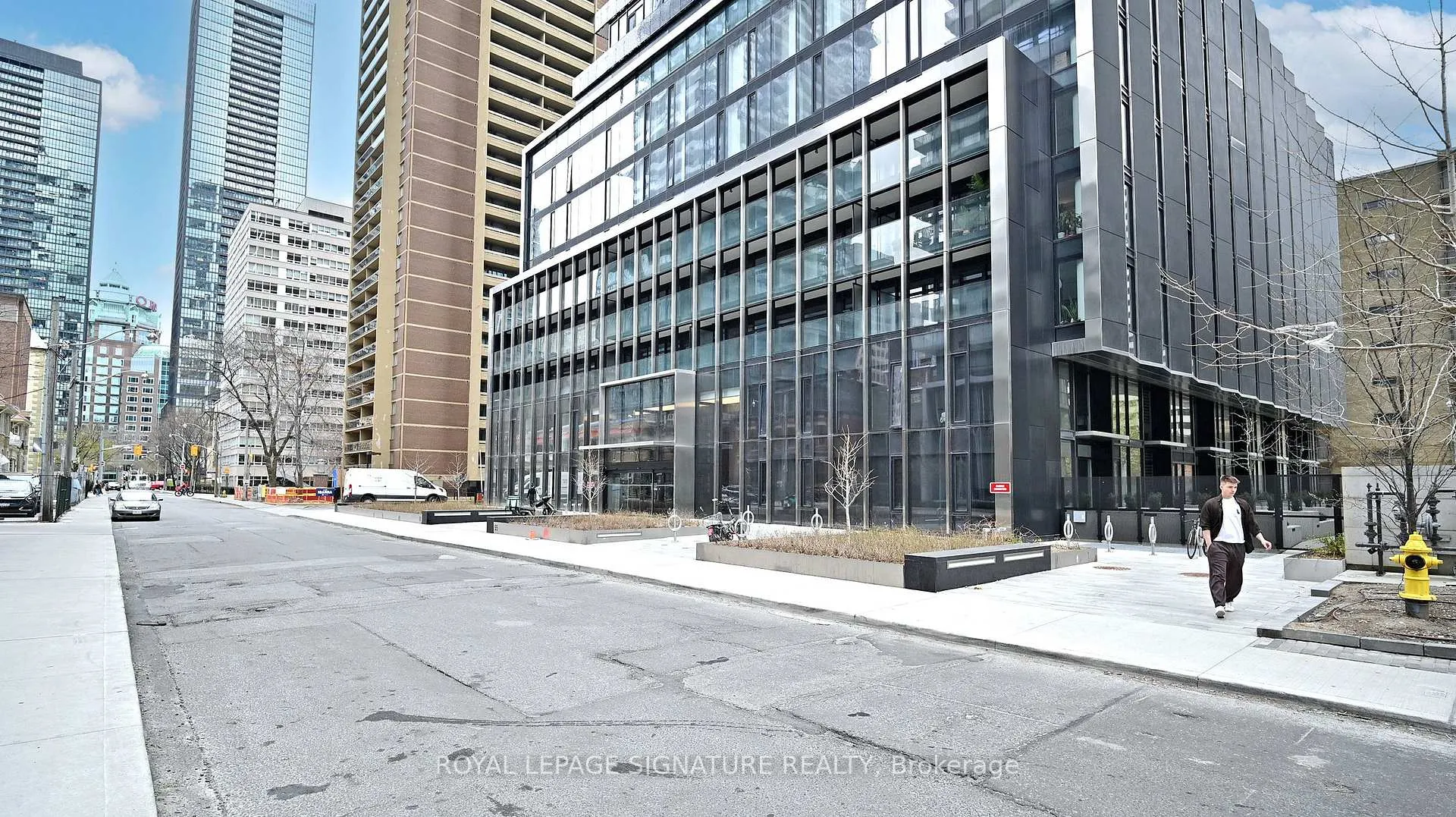 Photo 39 of Unit 613, 61 Charles Street E, Toronto, Church-Yonge Corridor — HOMEH