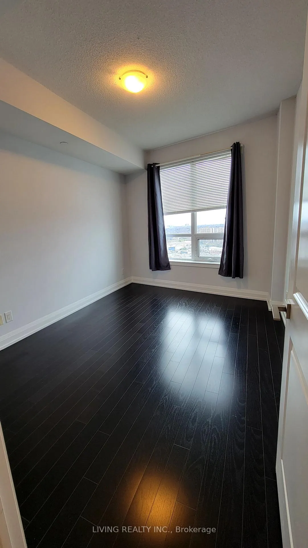 Photo 5 of Unit 2125, 7161 Yonge Street N, Markham, Thornhill — HOMEH