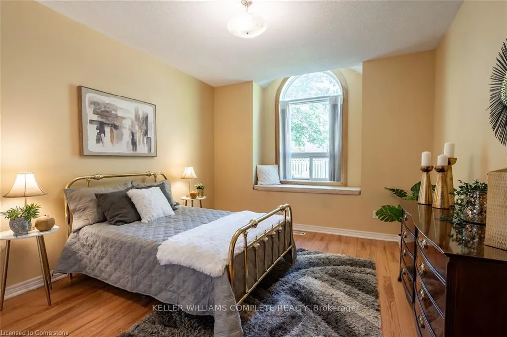 Photo 13 of 44 Greentrail Drive, Hamilton, Twenty Place — HOMEH