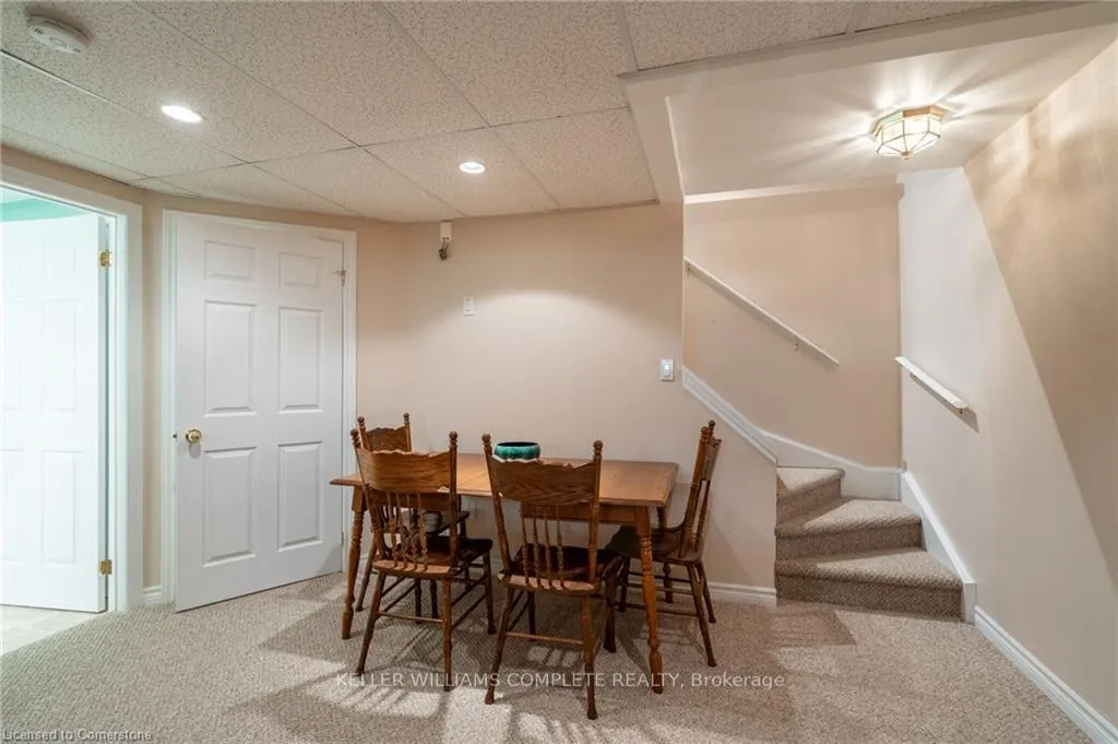 Photo 16 of 44 Greentrail Drive, Hamilton, Twenty Place — HOMEH