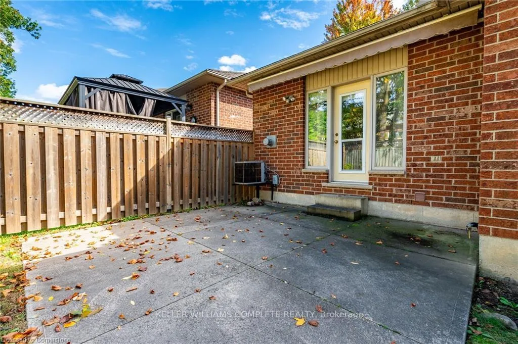 Photo 25 of 44 Greentrail Drive, Hamilton, Twenty Place — HOMEH