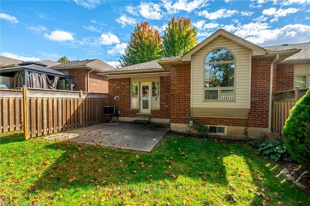 Photo 26 of 44 Greentrail Drive, Hamilton, Twenty Place — HOMEH