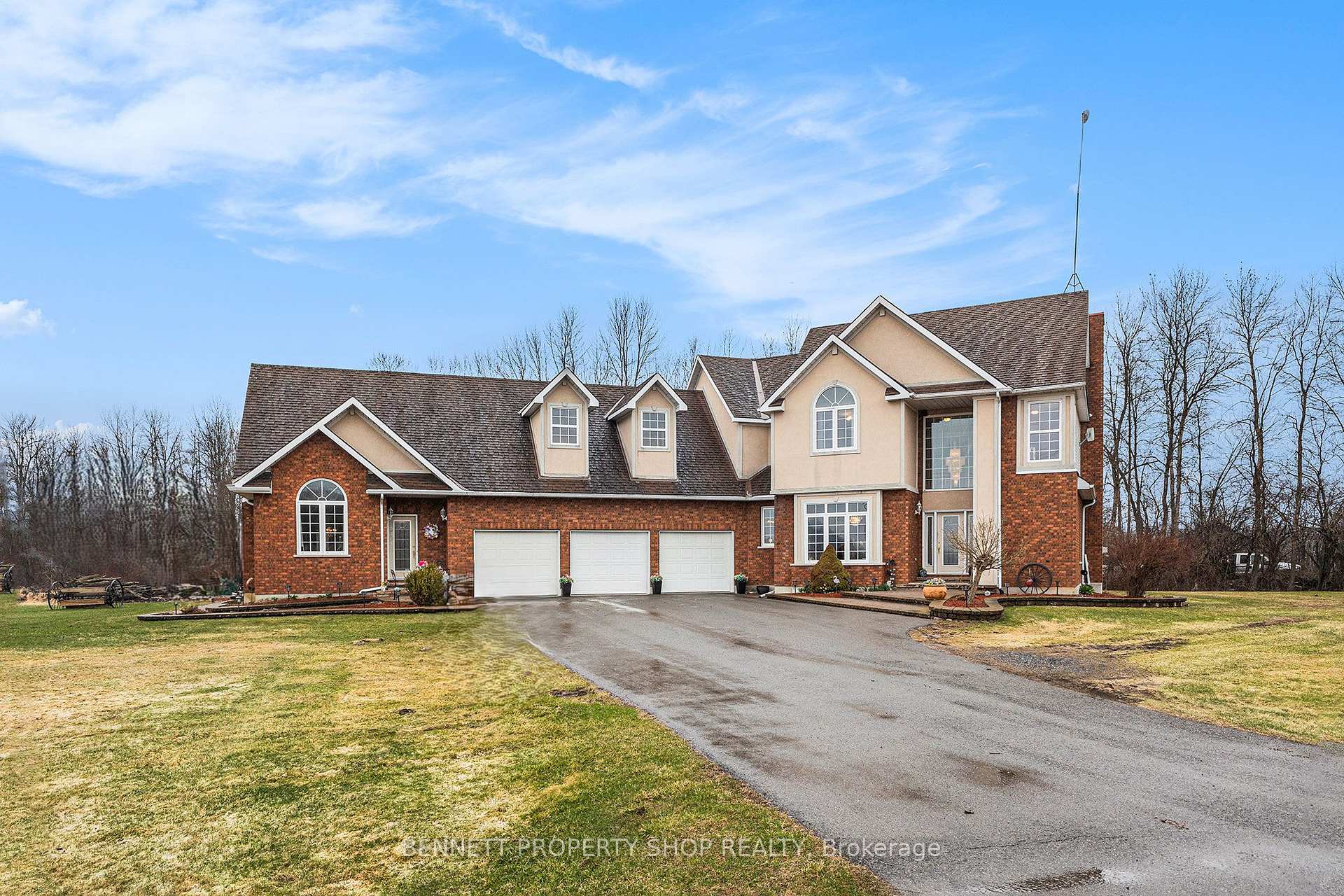 Photo 1 of 3560 Weir Road, Edwardsburgh/Cardinal, Edwardsburgh/Cardinal Twp — HOMEH