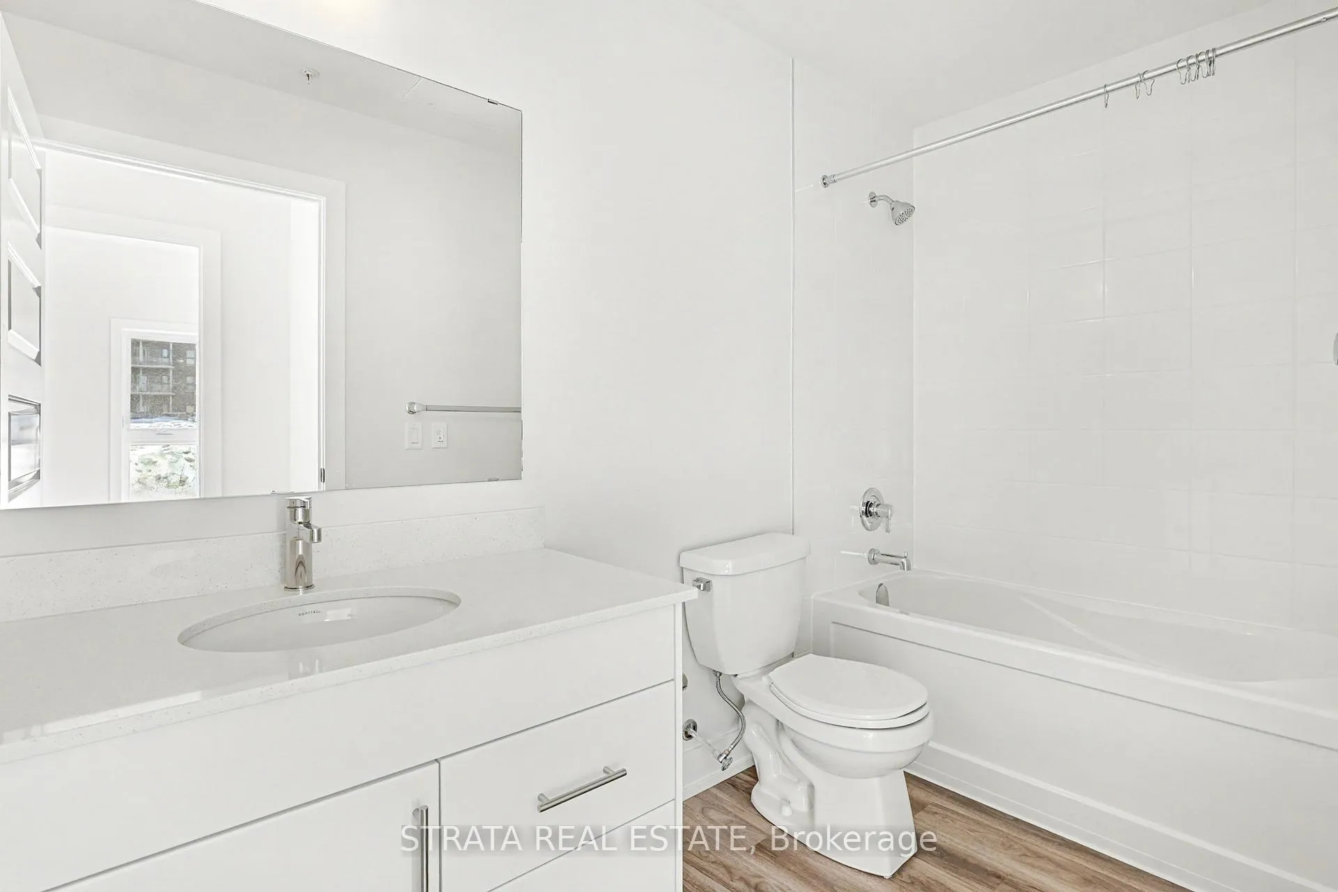 Photo 10 of Unit 109, 1100 Lackner Place, Kitchener — HOMEH
