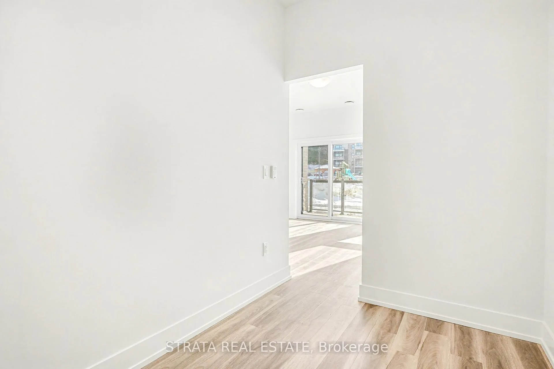 Photo 11 of Unit 109, 1100 Lackner Place, Kitchener — HOMEH