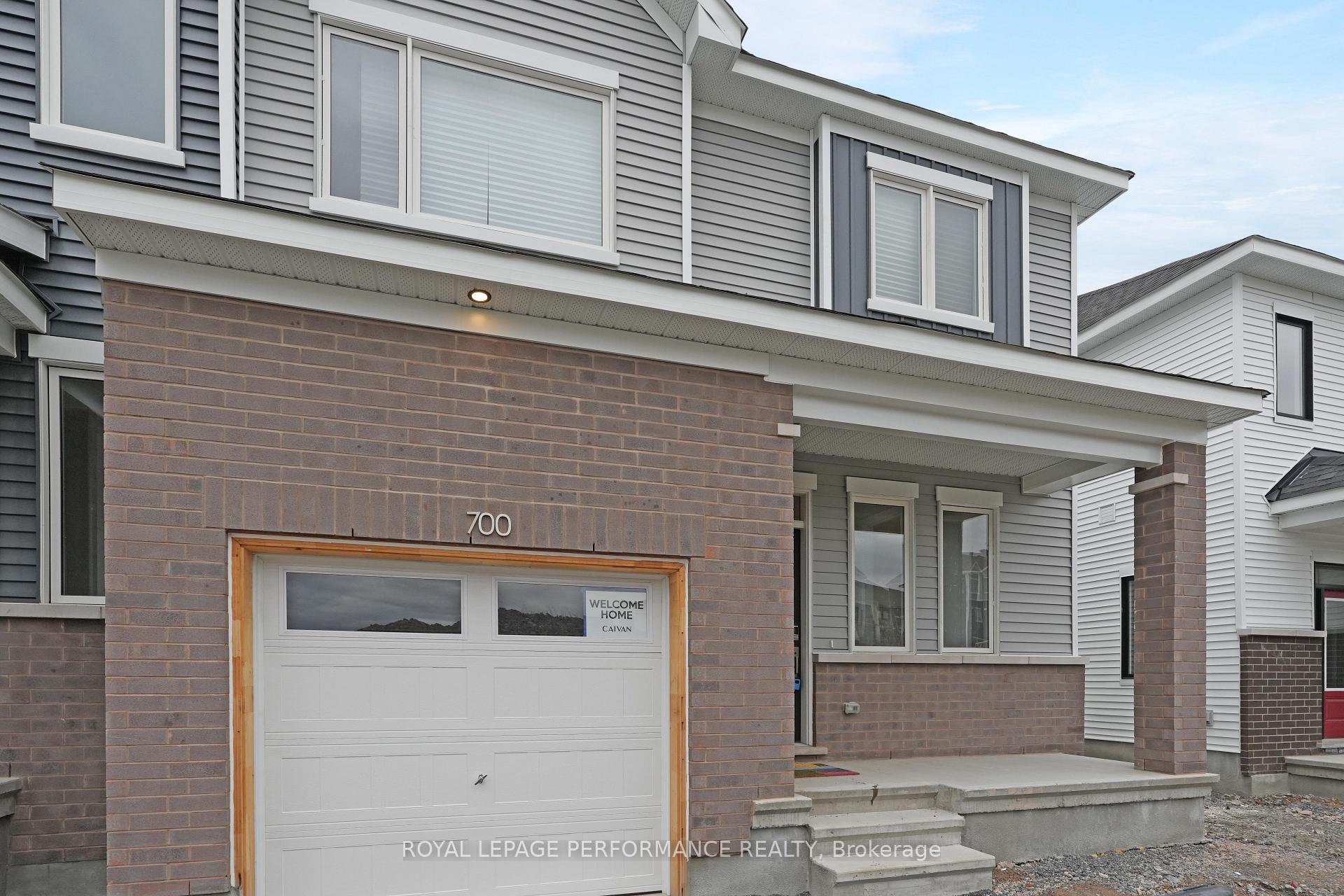 Photo 1 of 700 Expansion Road, Ottawa, Barrhaven - Half Moon Bay — HOMEH