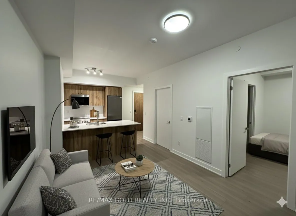 Photo 10 of Unit 907, 25 Wellington Street S, Kitchener — HOMEH