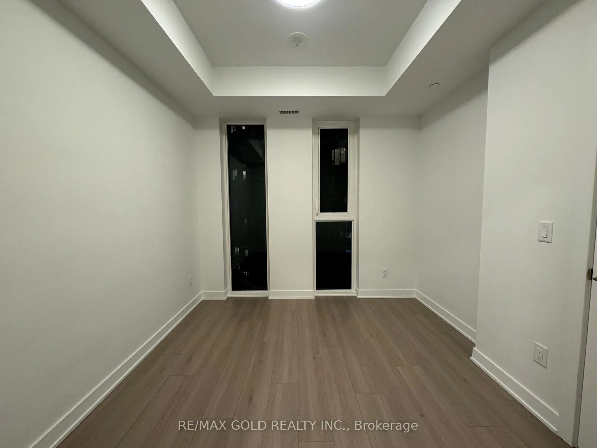 Photo 14 of Unit 907, 25 Wellington Street S, Kitchener — HOMEH