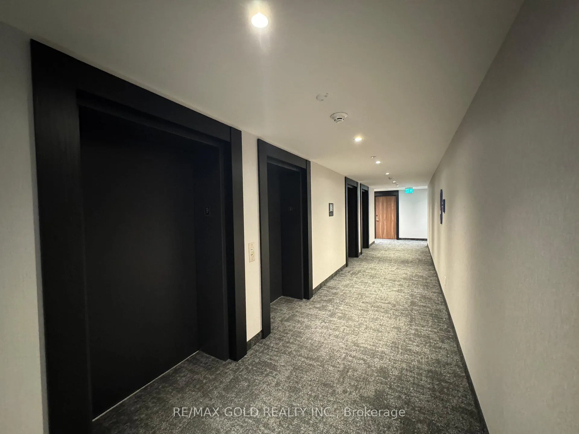 Photo 29 of Unit 907, 25 Wellington Street S, Kitchener — HOMEH
