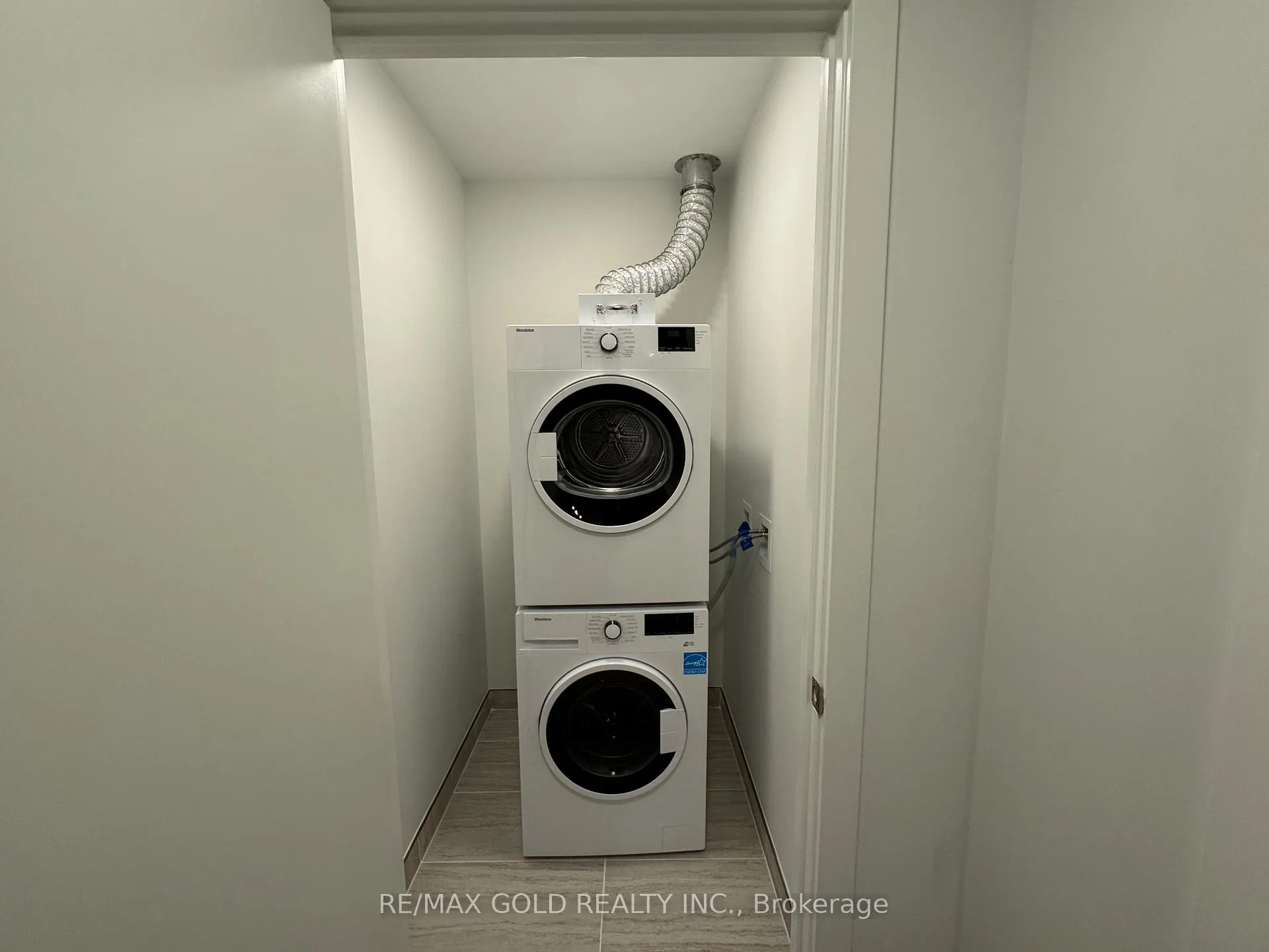 Photo 31 of Unit 907, 25 Wellington Street S, Kitchener — HOMEH