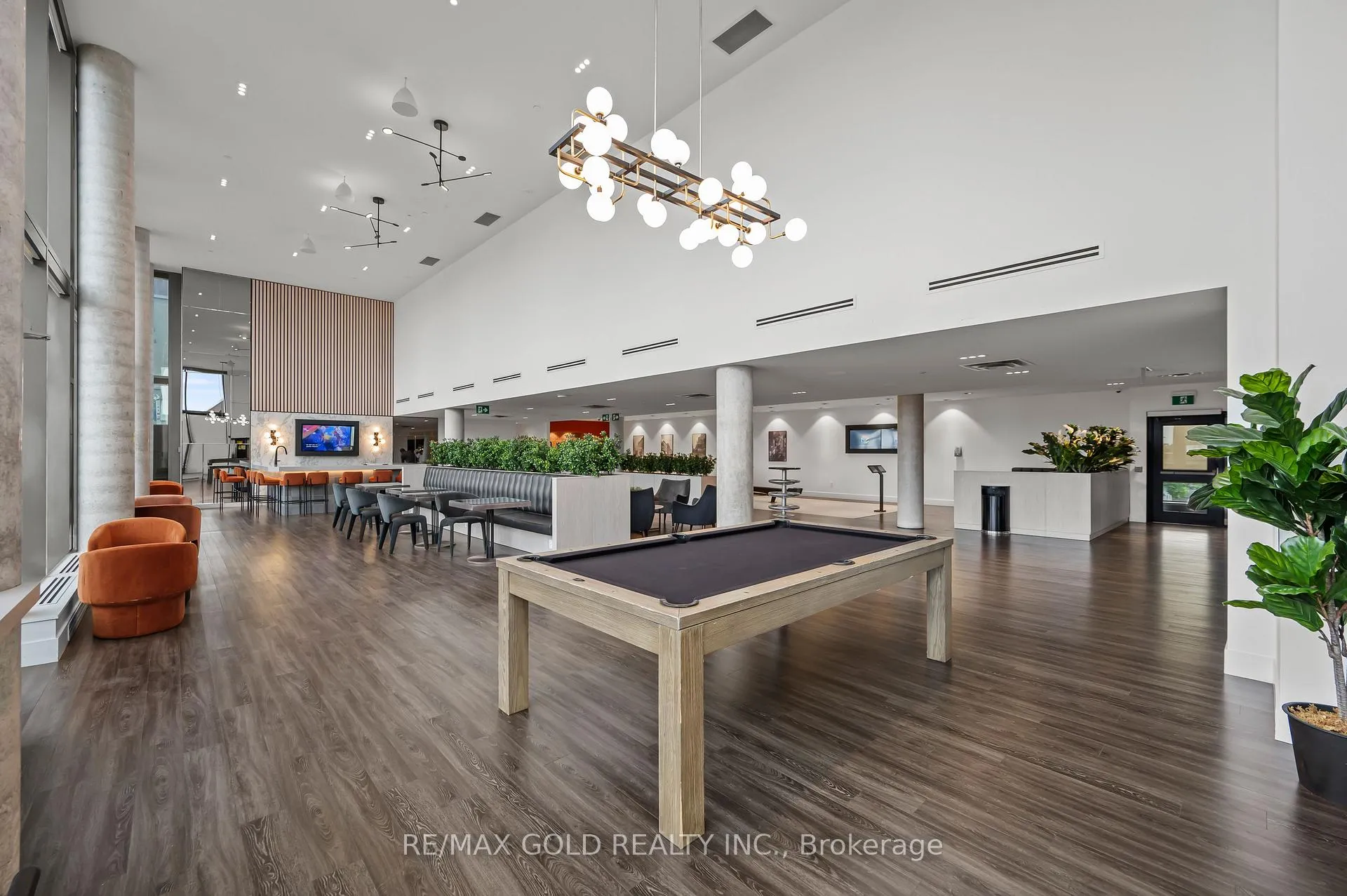 Photo 36 of Unit 907, 25 Wellington Street S, Kitchener — HOMEH