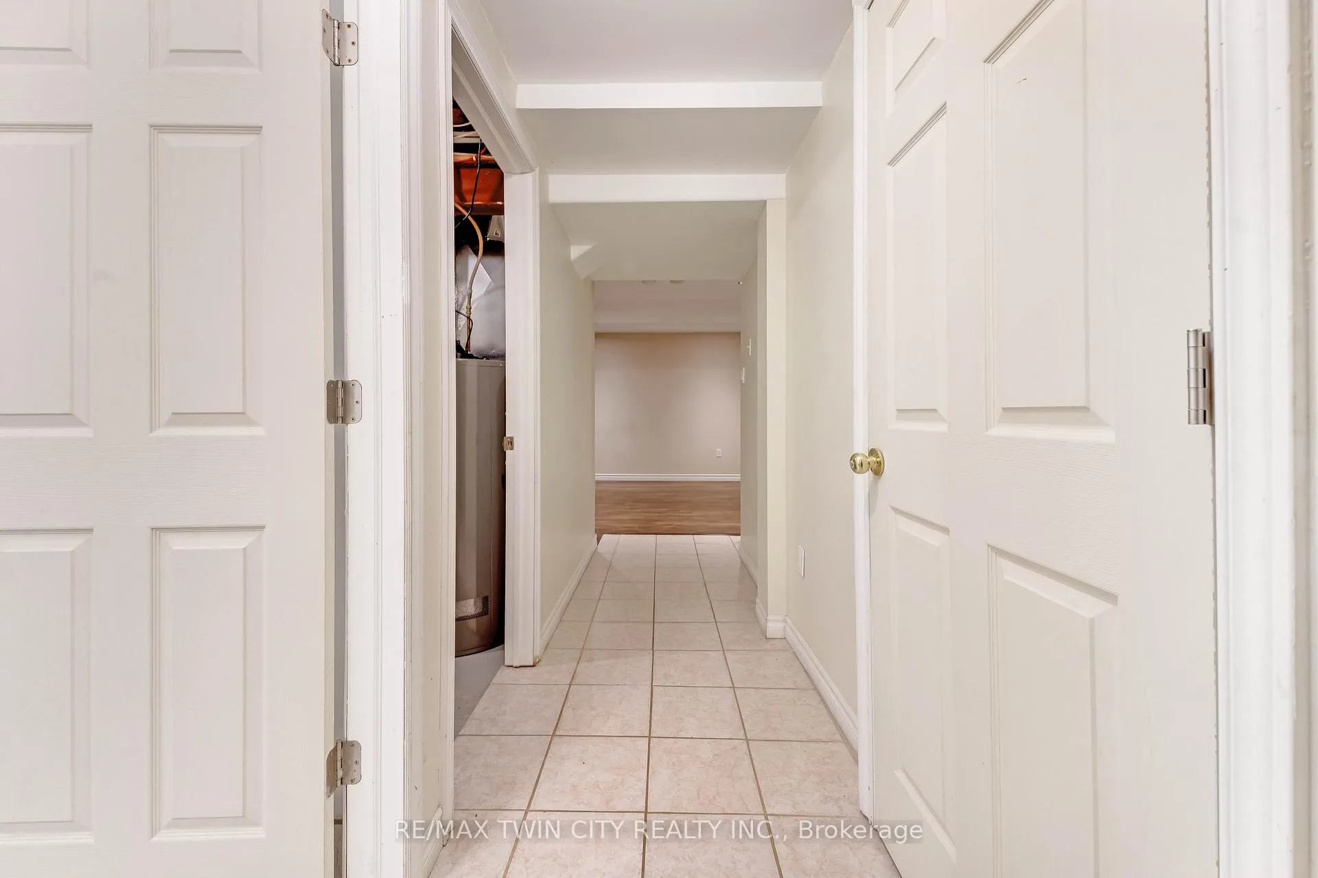 Photo 29 of 90 Donnenwerth Drive, Kitchener — HOMEH