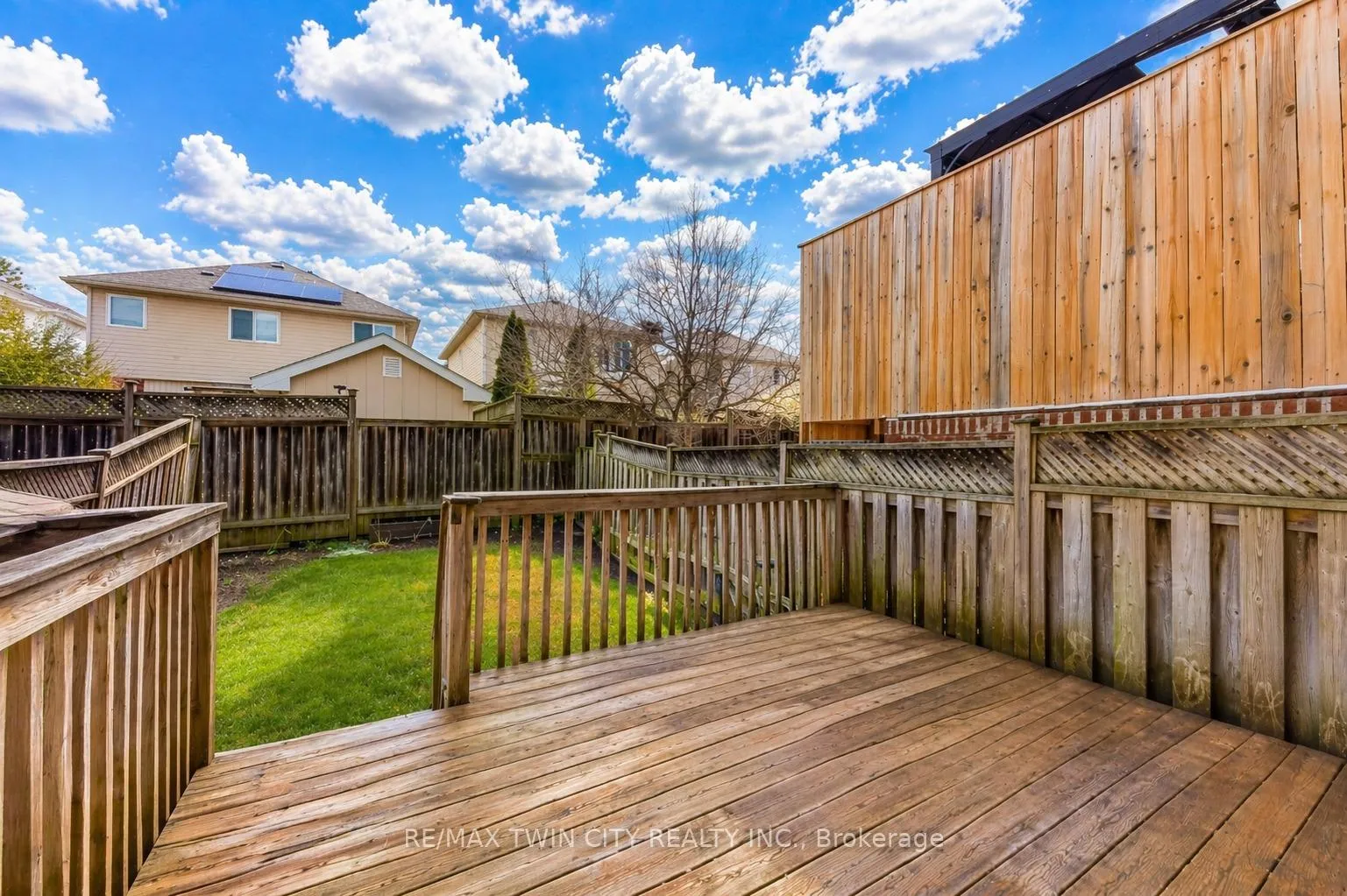 Photo 31 of 90 Donnenwerth Drive, Kitchener — HOMEH
